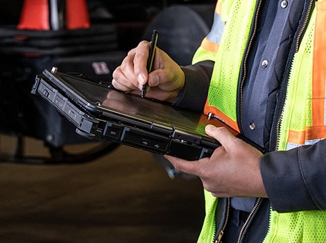 GETAC應用于倉庫材料處理的加固計算機優選解決方案