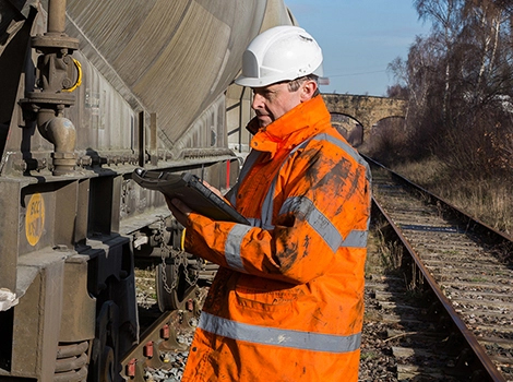 GETAC應用于鐵路管理的加固計算機優選解決方案