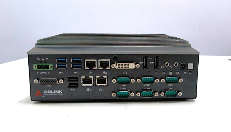 第六代 i3 處理器的寬溫嵌入式無風(fēng)扇工控機(jī)在邊緣計算中表現(xiàn)如何?